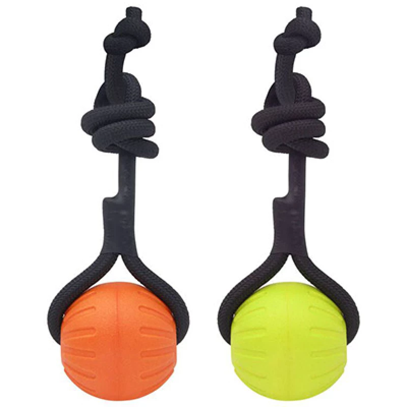 BALLE SOLIDE FLOTTANTES DE 7CM AVEC CORDE